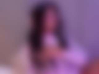 Live cam show with Emiily_Lovex - Ebony on Camsoda | colombia