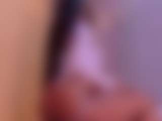 Live cam show with Emiily_Lovex - Ebony on Soda Cam | colombia