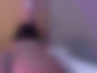 Emiily_Lovex's Live Sex Cam Show