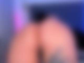 Live cam show with lilithrosee - Ass Clapping on Camsoda