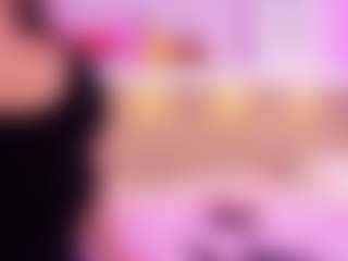 Mia Hot MILF webcam performer live streaming