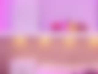 Live cam show with Mia Hot - Cock Rating on Instabang