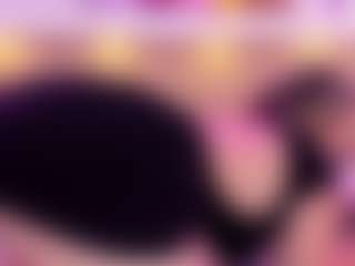 Live cam show with Mia Hot - Big Ass on Stripli.com