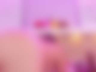 Live cam show with Mia Hot - Oil on boobsie.com