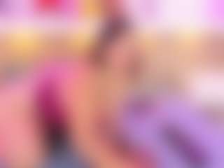 Live cam show with Mia Hot - Shaved Pussy on CamwithHer