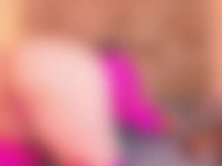 Live cam show with Mia Hot - Bedroom on SinfulBabes