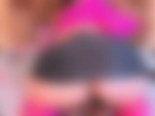 Mia Hot's Live Sex Cam Show