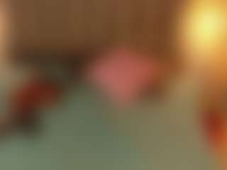 Live cam show with Mia Hot - Blonde Hair Cum on nudelive.tv