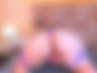 Mia Hot's Live Sex Cam Show
