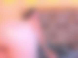 Mia Hot MILF webcam performer live streaming