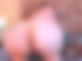 Mia Hot's Live Sex Cam Show