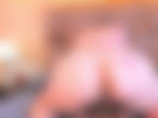 Mia Hot's Live Sex Cam Show