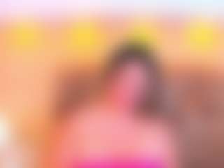 Mia Hot MILF webcam performer live streaming