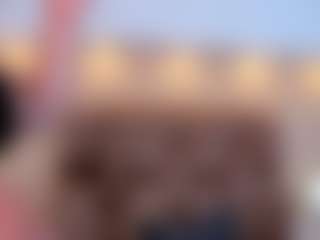Live cam show with Mia Hot - Blonde Hair Shaved Pussy on Mixed Magazine Live