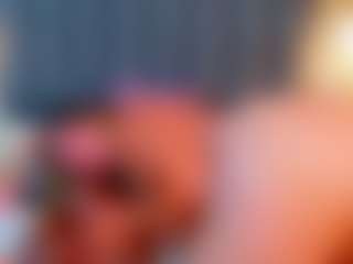 Mia Hot's Live Sex Cam Show
