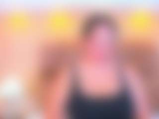 Live cam show with Mia Hot - Control on Camsoda
