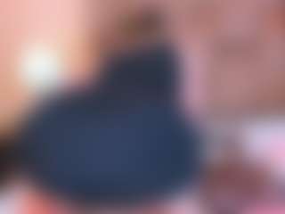 Live cam show with Mia Hot - Fingering MILF on Camsoda