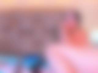 Live cam show with Mia Hot - Fingering MILF on TastyBlacksLive