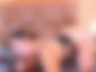 Live cam show with Mia Hot - Blonde Hair Dildo on AdultVida.com