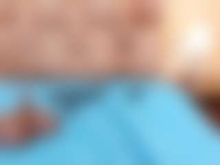 Live cam show with Mia Hot - Blonde Hair Curvy on CSO-WL