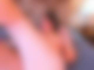 Mia Hot's Live Sex Cam Show