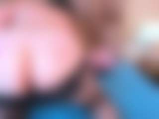 Mia Hot's Live Sex Cam Show