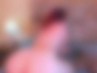 Mia Hot's Live Sex Cam Show