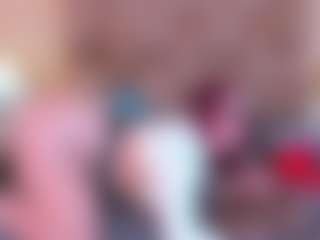 Live cam show with Mia Hot - Bedroom Red Hair on Camsoda