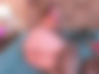 Live cam show with Mia Hot - Lovense MILF on TeamSkeetLive