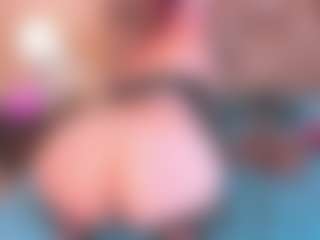 Mia Hot's Live Sex Cam Show