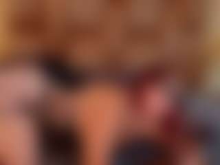 Mia Hot's Live Sex Cam Show