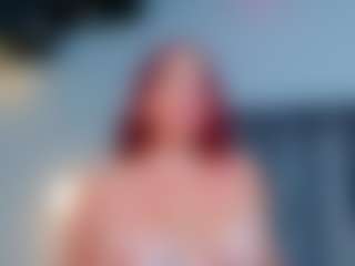 Mia Hot's Live Sex Cam Show