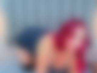Live cam show with Mia Hot - Natural on SinfulBabes