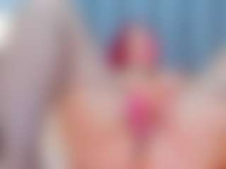 Mia Hot's Live Sex Cam Show