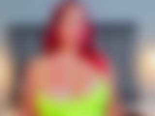 Live cam show with Mia Hot - Spy MILF on Camsoda
