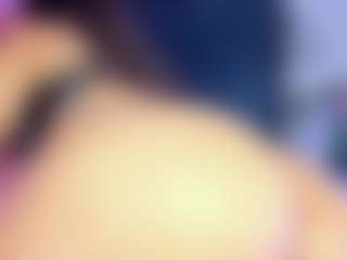 Live cam show with meelanyfox - Public on SquirtSoMuch