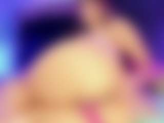 Live cam show with meelanyfox - Ball Sucking on boobsie.com