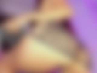 Live cam show with meelanyfox - Smoking on camwithhim.com