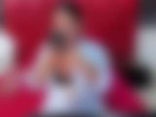 Live-Cam-Show mit dirtypamela - Thong auf Camsoda