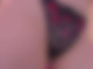 Live cam show with Sara - Big Tits on AdultVida.com