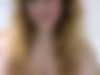 Live cam show with princessfin - Asmr on friskycurves.com