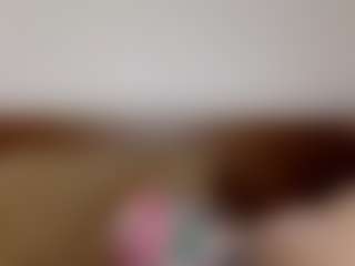 Live cam show with Ari A. - Shaved Pussy on anonymated.com