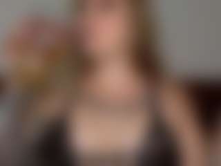 Live cam show with Ari A. - Cum on galaxygirlnitro.com