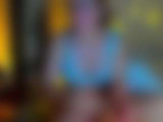 Live cam show with lenniie - Natural on CamwithHer