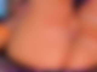 Live cam show with TamaraMilano - Pornstar MILF on Uber Horny