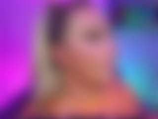 Live cam show with TamaraMilano - Toys on Hubzter Live