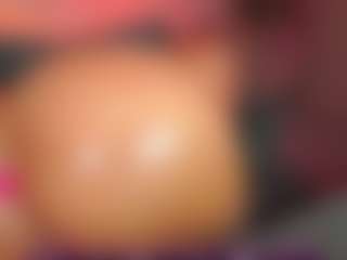 Live cam show with TamaraMilano - Bald on studioflirtlive.com