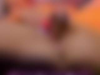 Live cam show with TamaraMilano - Blonde Hair Curvy on Camsoda