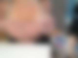 Live cam show with Passionate blonde - Smoking on Livezox