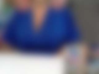 Live cam show with Passionate blonde - Strip on Lustler